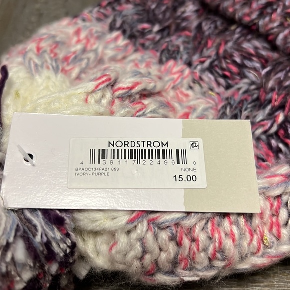 Nordstrom’s rack BP ivory, purple beanie/snow cap - Picture 4 of 4